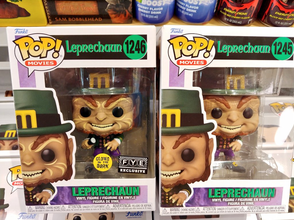 SammyHain's tweet photo. Almost ran both these up tonthe cashier before I remembered I had a preorder
#MeGold https://t.co/xbGYdRQsJn