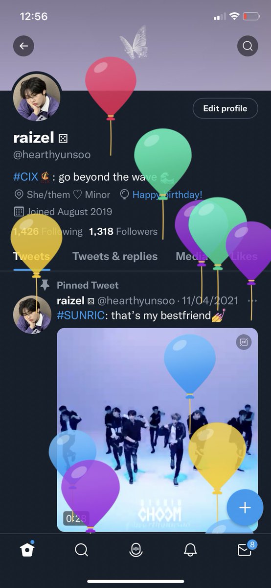 hearthyunsoo's tweet photo. balloons! https://t.co/8OSsle36xX