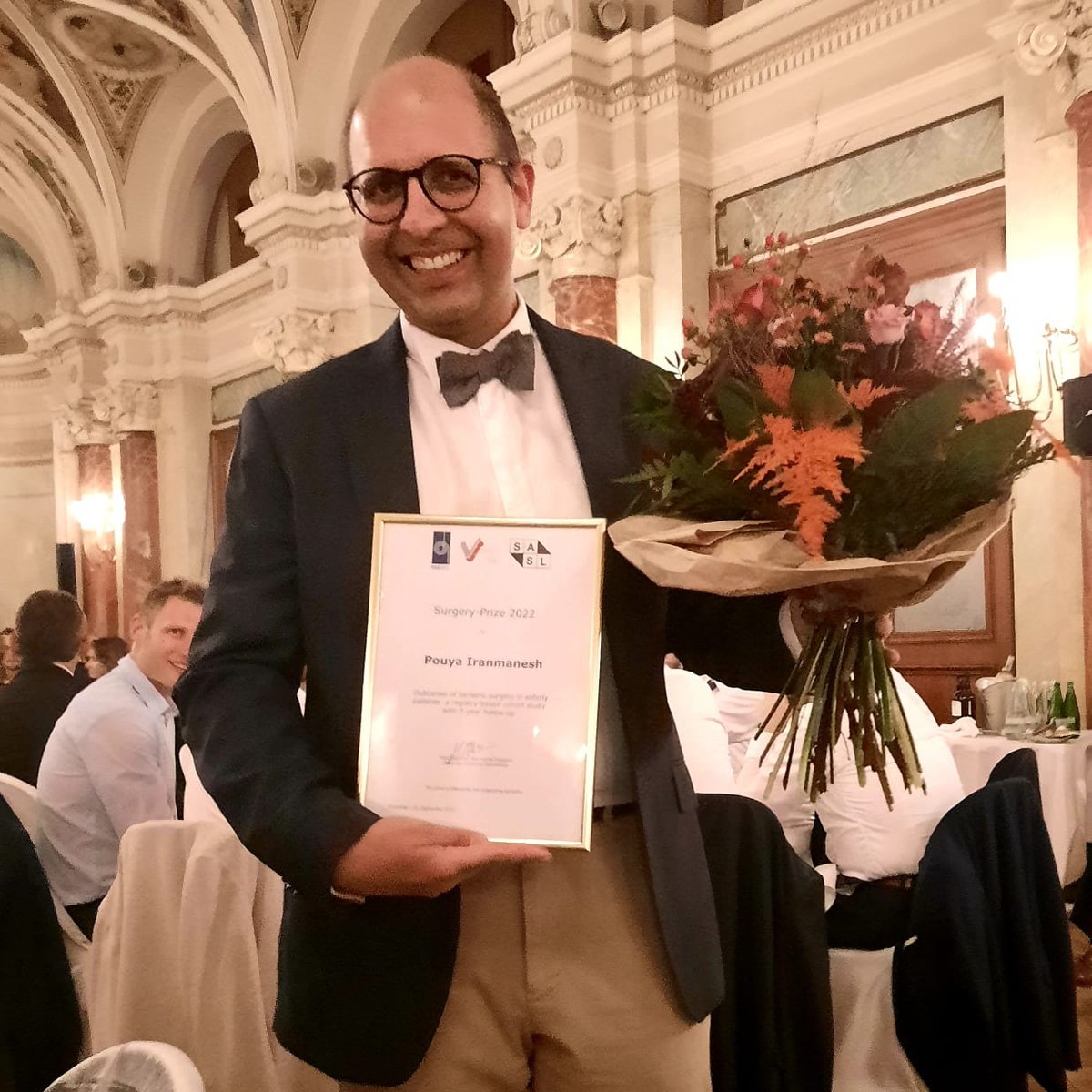 Nous félicitons notre collègue, Dr Pouya Iranmanesh, pour avoir été récompensé du prix annuel de chirurgie de la Société Suisse de Chirurgie Viscérale pour son travail « Outcomes of bariatric surgery in elderly patients : a registry-based cohort study with 3 years follow-up »