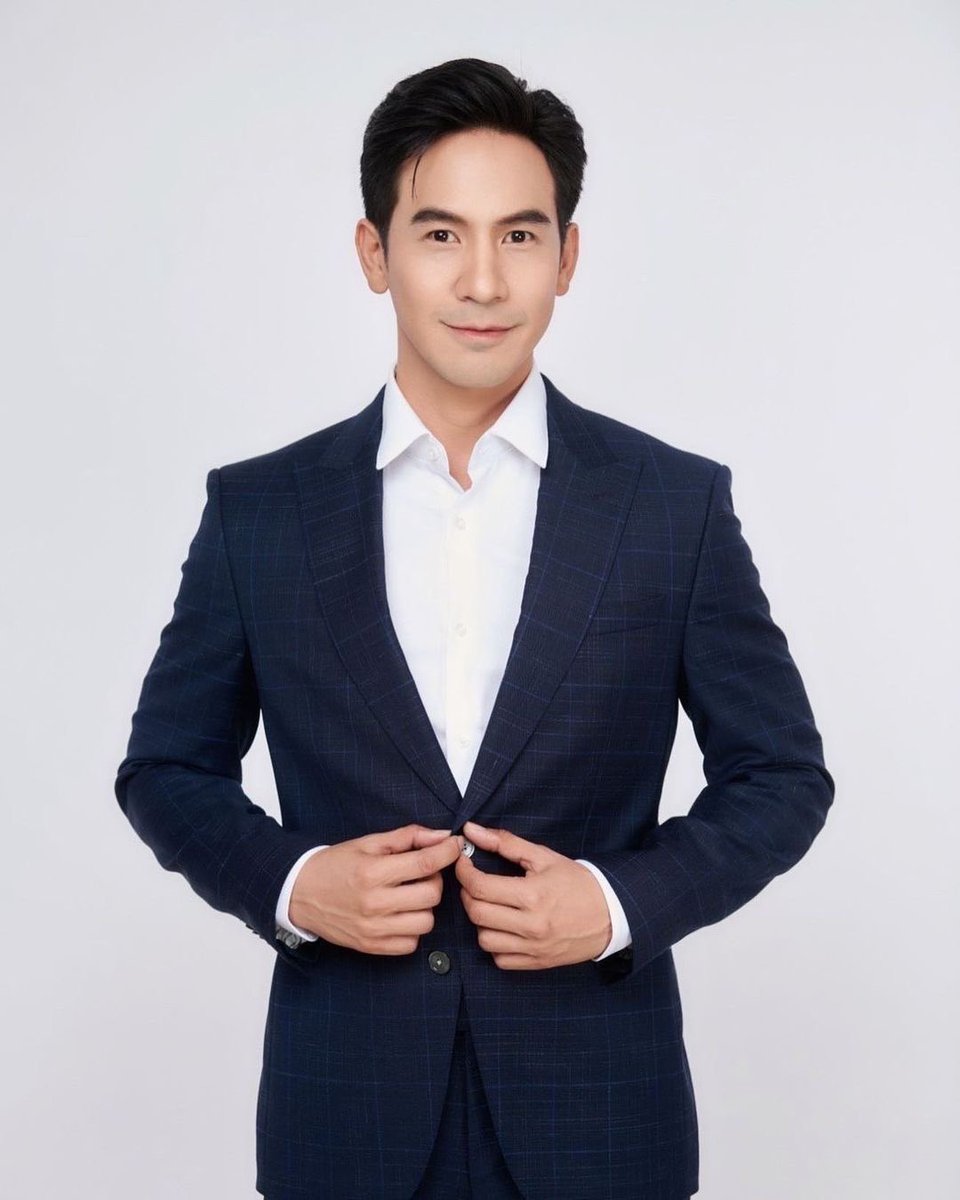 ChompooPope's tweet photo. BOSS...ที่แปลว่า วันที่26 อย่าลืมมาหากันนะ😂 #popezaap https://t.co/gZWvLeMLh8