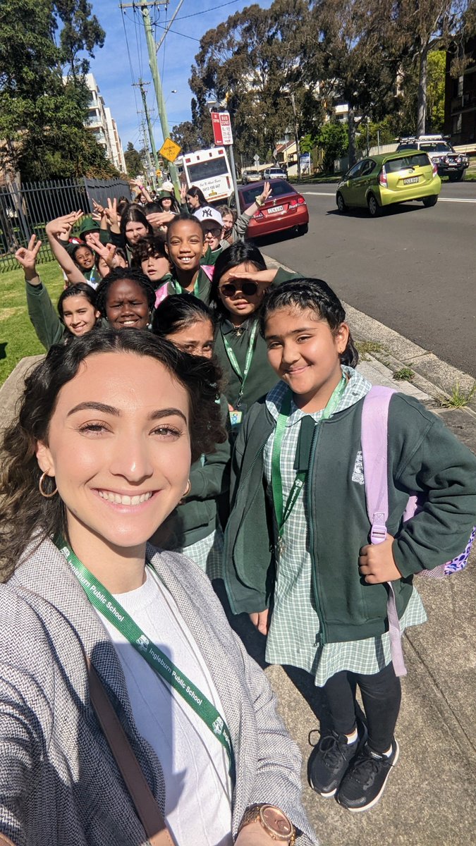 4/5F and 4/5M had a fantastic time watching Campbelltown Performing Arts High School's Major Production today! 🎤✨