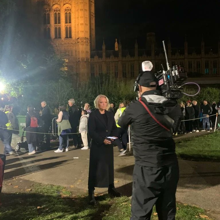KasiaMadera's tweet photo. A remarkable experience spending the night with some of the last people in #TheQueue for #TheQueen lying-in-state. Thanks to colleagues @GraceHarbage who queued herself, producer @clairesedman &amp; camera operator @PAULCOOPER62 &amp; all the guests who shared their stories on @bbcnews. https://t.co/FPi8Ahj1xS