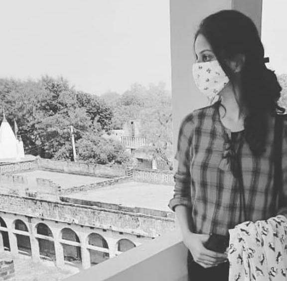 WordsofTnv's tweet photo. Kuch dard aawaje cheen liya karte hai✨🎭🎭

#ZindagiGulzarHai #zindagiquotes #gulzarfan #gulzar #lovequotes #friendship #MotivationalQuotes #motivation #motivationalthought #motivationalspeaker #HindiShayari #poetrycommunity #poetsofTwitter #poetrytwitter 
@Gulzar_sahab @Twitter https://t.co/He4hK65sBK
