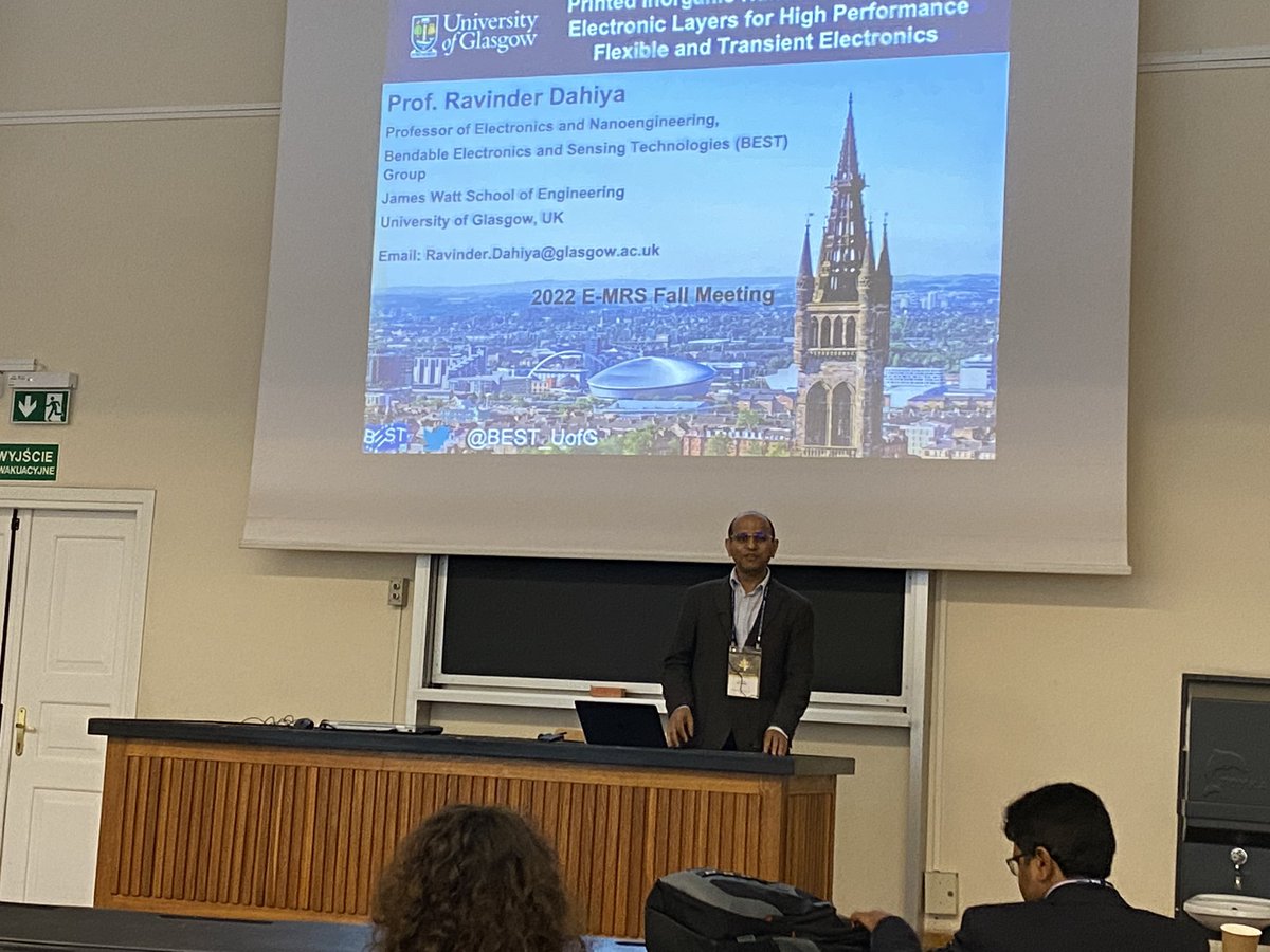 vihardabest's tweet photo. Prof. Ravinder Dahiya from @UofGlasgow @UofG_ENE @UofGEngineering @Grp_BEST group is opening the symposium for #printableelectronics at @europeanmrs #Warsaw https://t.co/iNkRMeepSC