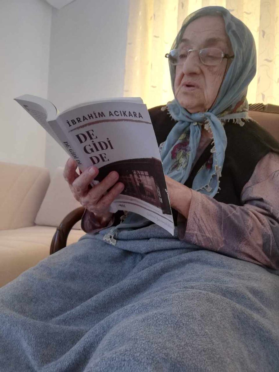 95 yaşına giren teyzemiz,sağlık ve mutluluklar dilerim