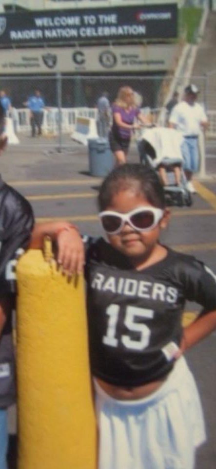 il0veliltun3chi's tweet image. Then n now