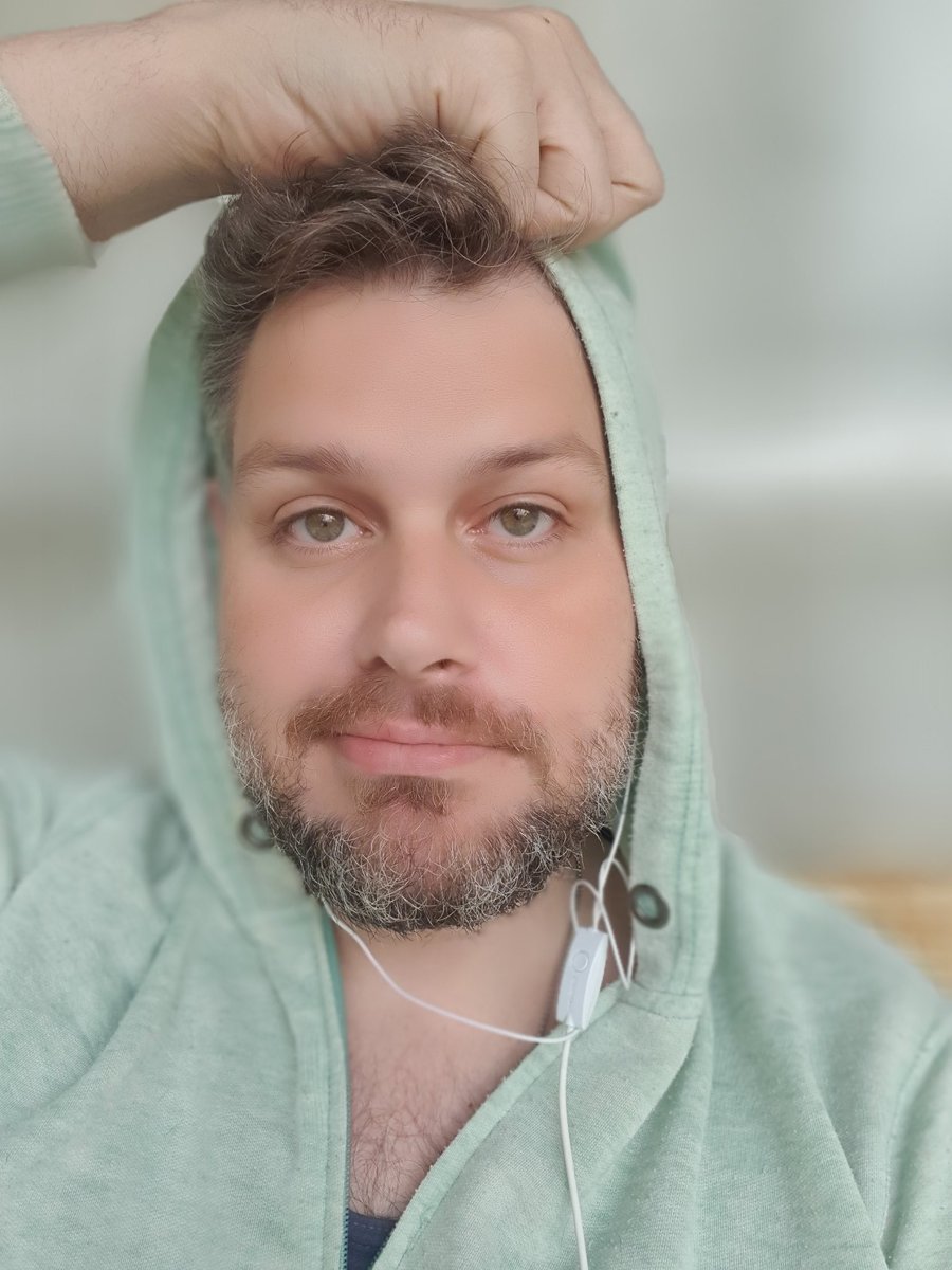 rodrigords's tweet photo. Seria mas prazeroso te levar para jantar... mas como é casada com uma familia linda deixa para proxima vida.... https://t.co/ZhZBPTgCgG