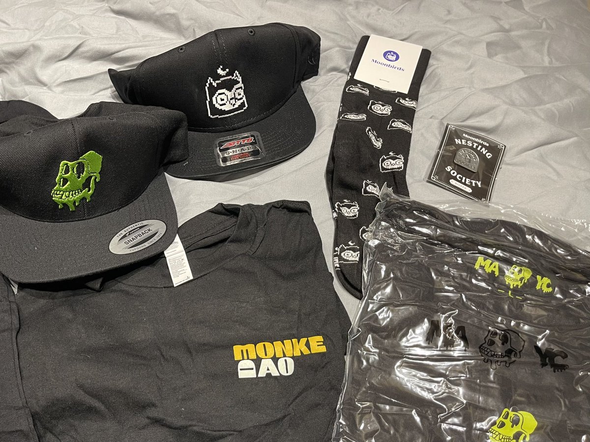 leongaban's tweet photo. My business partner shipped over some #web3 #nft swag, got my @MonkeDAO gear, @moonbirds hat/socks… but down own a #MAYC anymore, may do a RT giveaway for that stuff later https://t.co/3F9WqqKzYQ
