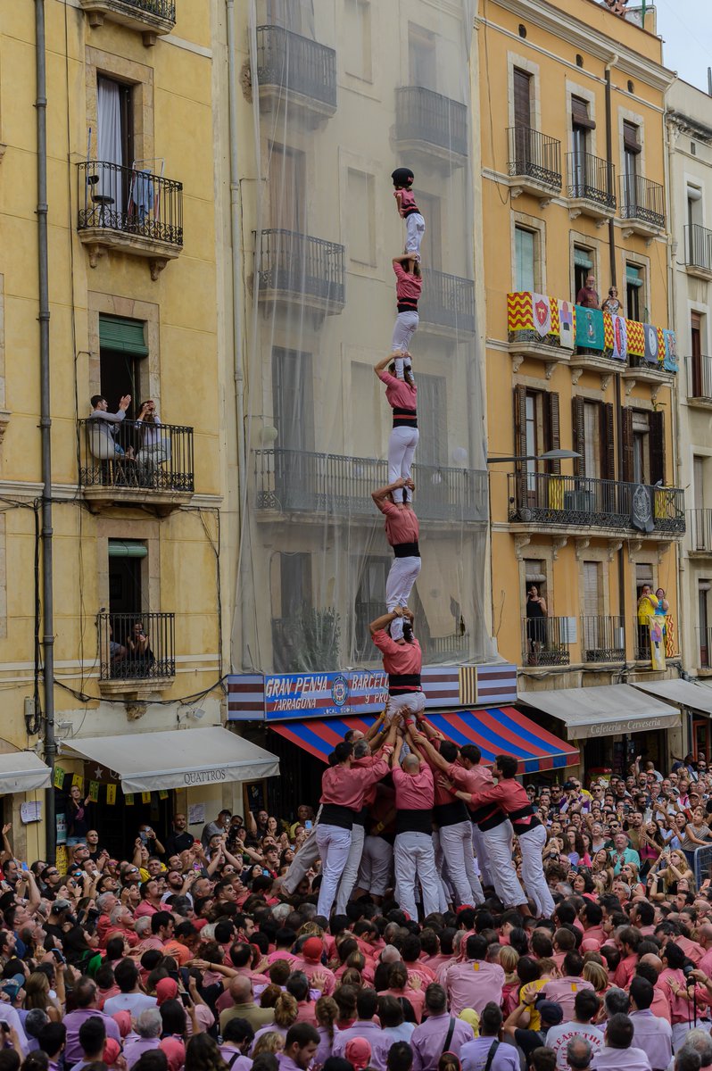 collavella's tweet photo. Ahir vam viure una gran Diada del Primer Diumenge de Festes de Santa Tecla!

Recupereu les millors imatges al nostre Flickr 👉 https://t.co/uIaZwsG5Tg 

📸 Jordi Millàs 

#GanesdeVibrar #CollaVella #Castellers #Castelleres #XiquetsdeValls https://t.co/AMreeS7Iph