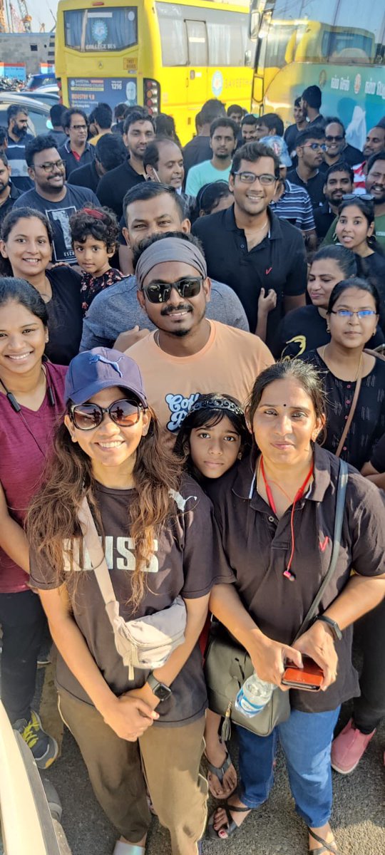 MadhavanKrishn's tweet photo. Network Systems @VZIndia came together to contribute our part towards the #worldcleanupday2022. A feeling of satisfaction, togetherness, and memories to take back. Thank you #Leadership for the support ! @SireeshVz @VijayaramanVZ @sramtweetz @JobDanielRaj https://t.co/cXXHXOwD76