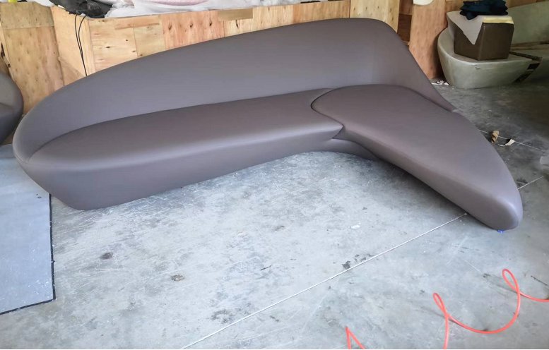 LianmaoFurn's tweet photo. symmetric moon sofa https://t.co/b5PUCKvmZS