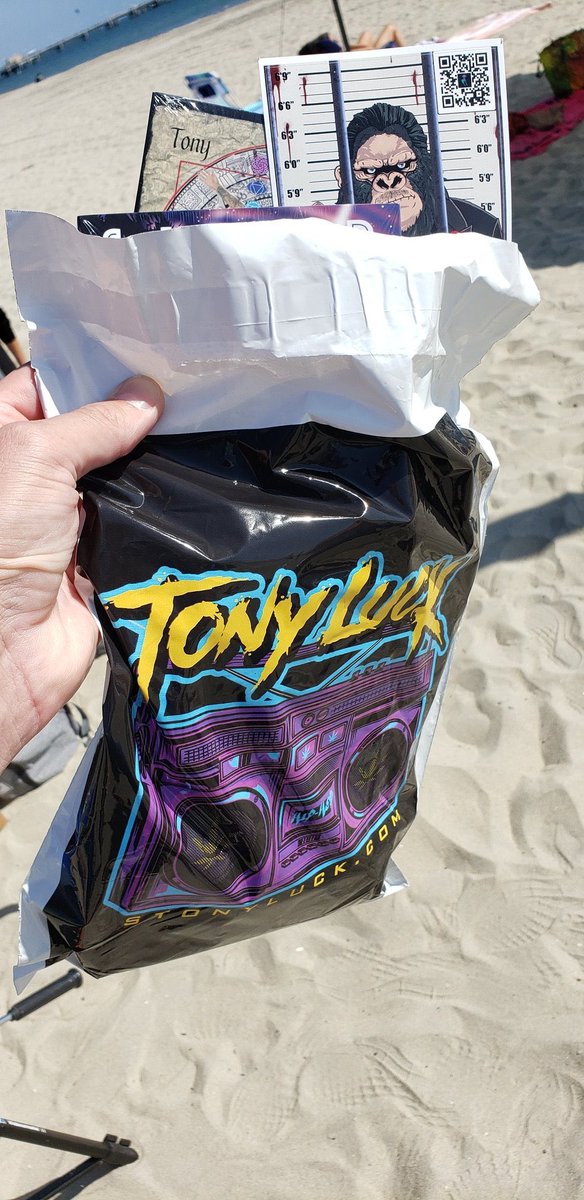 RealTonyLuck's tweet photo. Special thanks to @CulinaryCrypto @edwinloves2 @H3Energy_ @HeyitsGFG @ChrisLee456 @Millerlyte83 @AliciaBrauns @AJYanginYouDigg @VinnieKrypto @karxedy91 @Josh_Korb @fullnellart @Fawken_animo @KaleCabbage @StickerJon @PromB8 and Everyone who Pulled Up on ya Boy! https://t.co/QB4zoz6ZbH