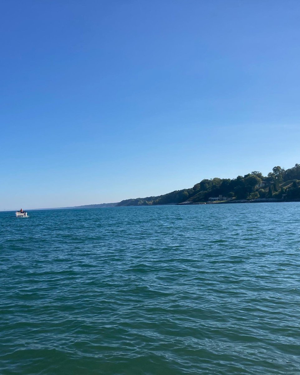 TCLF68's tweet photo. Sunday Funday OWS Lake Michigan @blueseventy @spaerotriathlon #spaerotri #blueseventy https://t.co/nVCnFstVHO