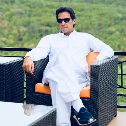 میری قوم جاگ چکی ہے، حقیقی آزادی کا وقت دور نہیں۔
چئیرمین عمران خان