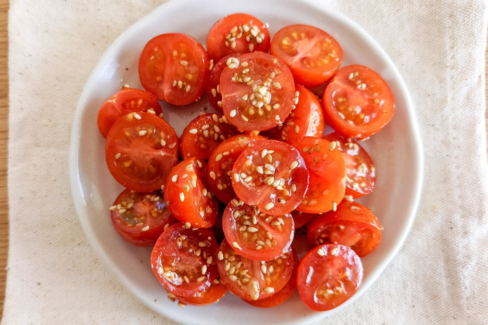 あっという間に簡単おつまみ。ミニトマトを使った「中華風ナムル」。