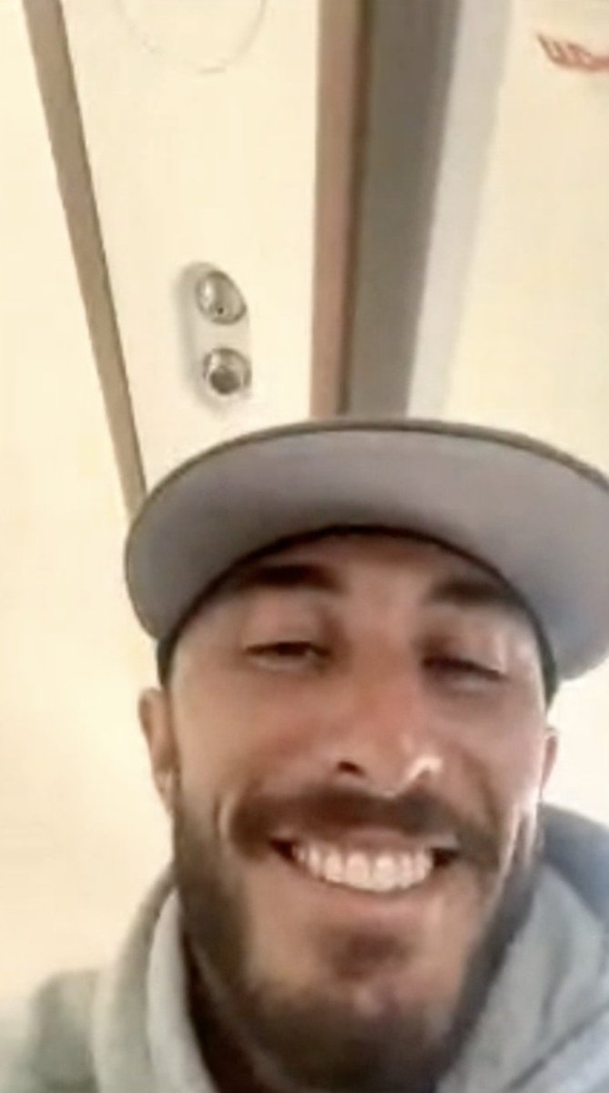 No Laying Up tweet media