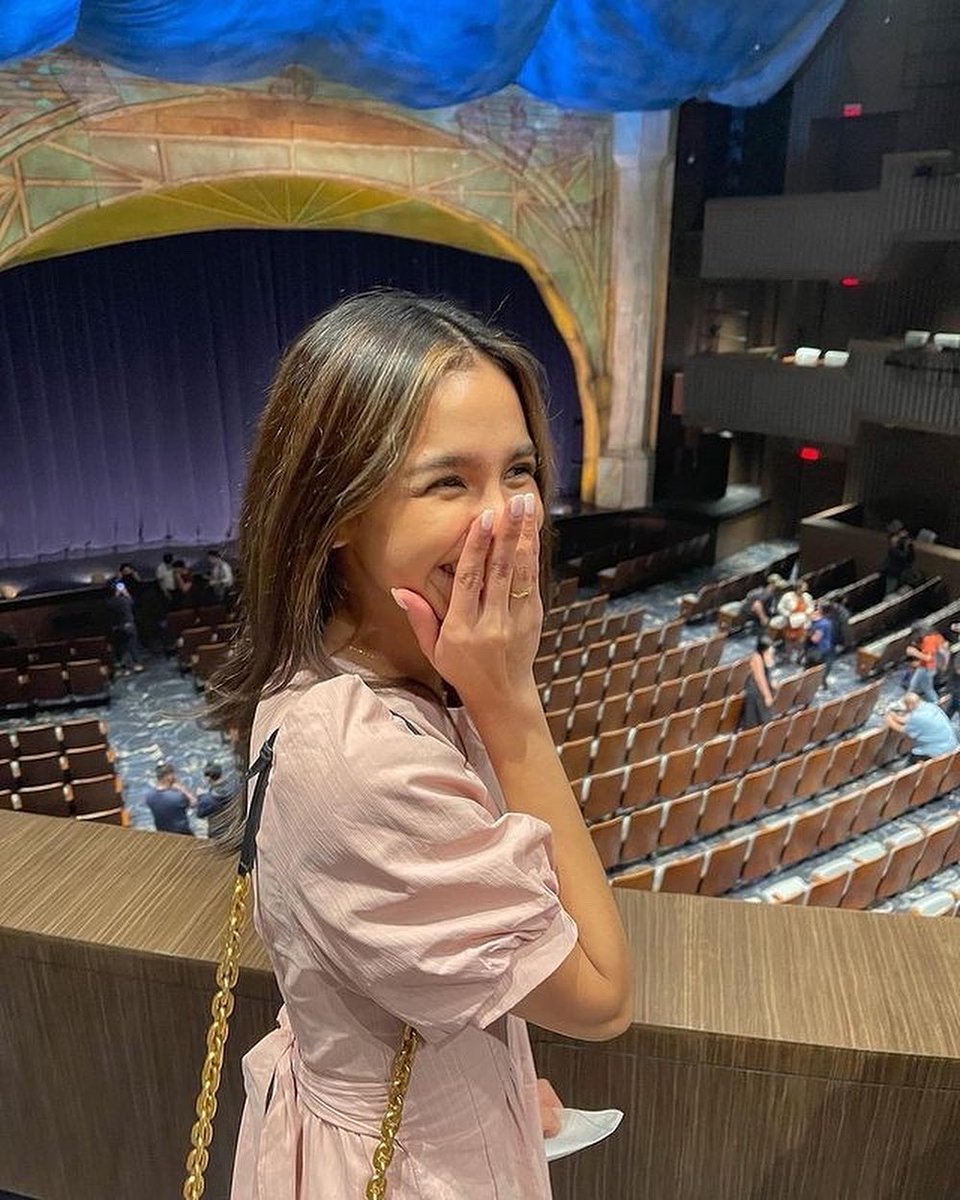 Sparkle_GMA's tweet photo. #Zephanie is sparkling!✨ And there's no doubt in our minds that she will shine even brighter in the future.

Here she is wishing everyone a good start to their week. https://t.co/9gGenjfX0r