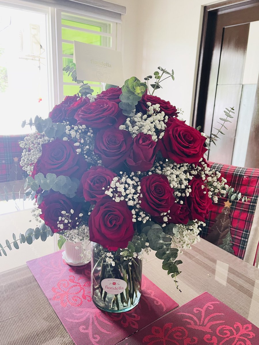 Please allow me to share this. So, it’s my bday &amp;my hubby sent me xx roses same count as my age. I’m so happy, I cried (tears of joy). But I burst into laughter when I read his message. He really accepted that LSG is now part of our life.😆
Love my hubby so much!🥰 I’m blessed.🙏🏼