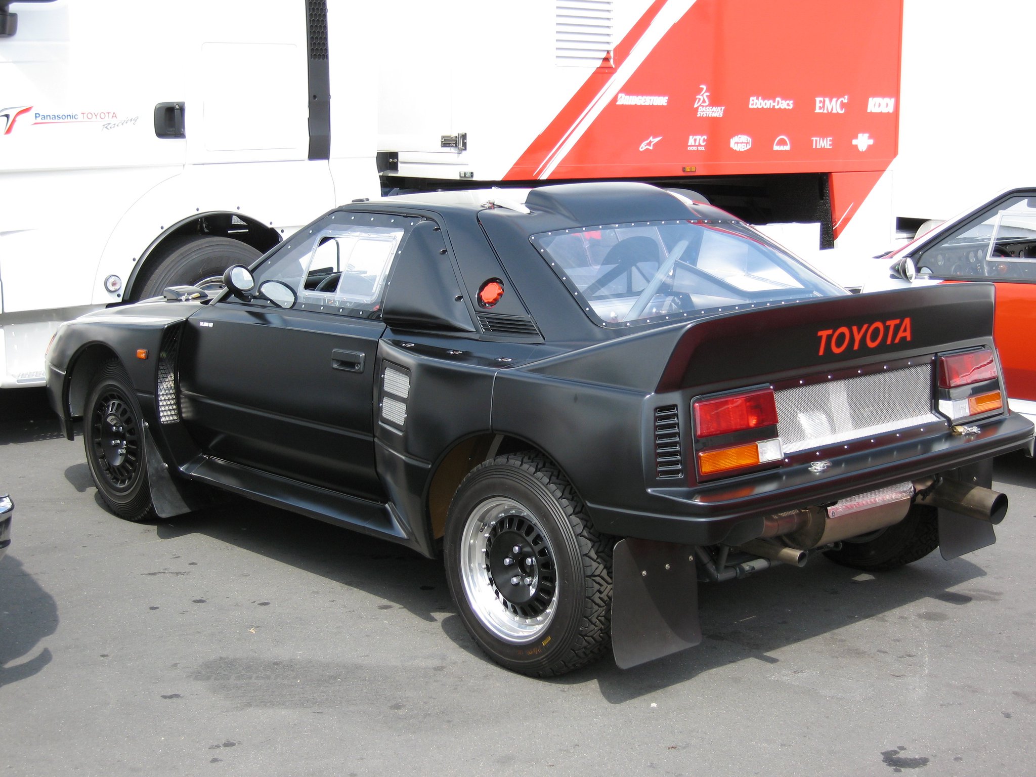 1985 toyota 222d