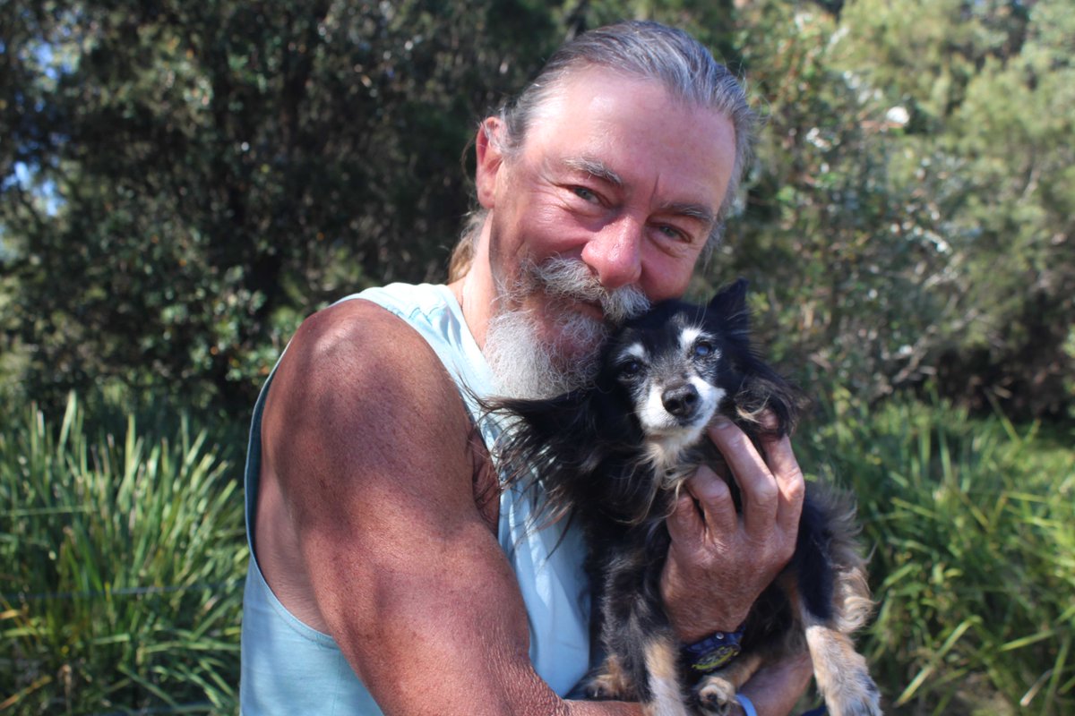 KimChappells's tweet photo. Rocky might be the world's oldest dog.... https://t.co/mpeSEgxZGi https://t.co/RWkRg6OqIP