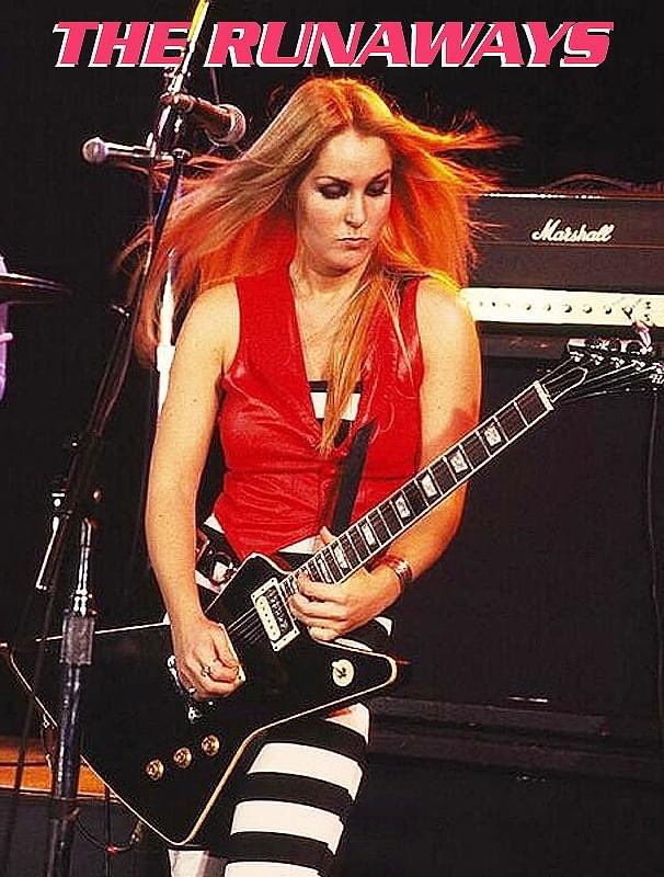 Happy birthday LITA FORD!
(September 19, 1958) 