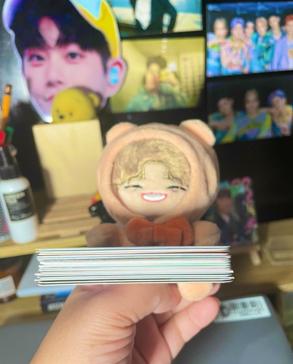 mlip_777's tweet photo. deck of playing cards?! nope.
deck of photocards?! ๐ฉ
#gocofeedbacks thank you po ulit!!! ๐ https://t.co/2E40iTjGuu
