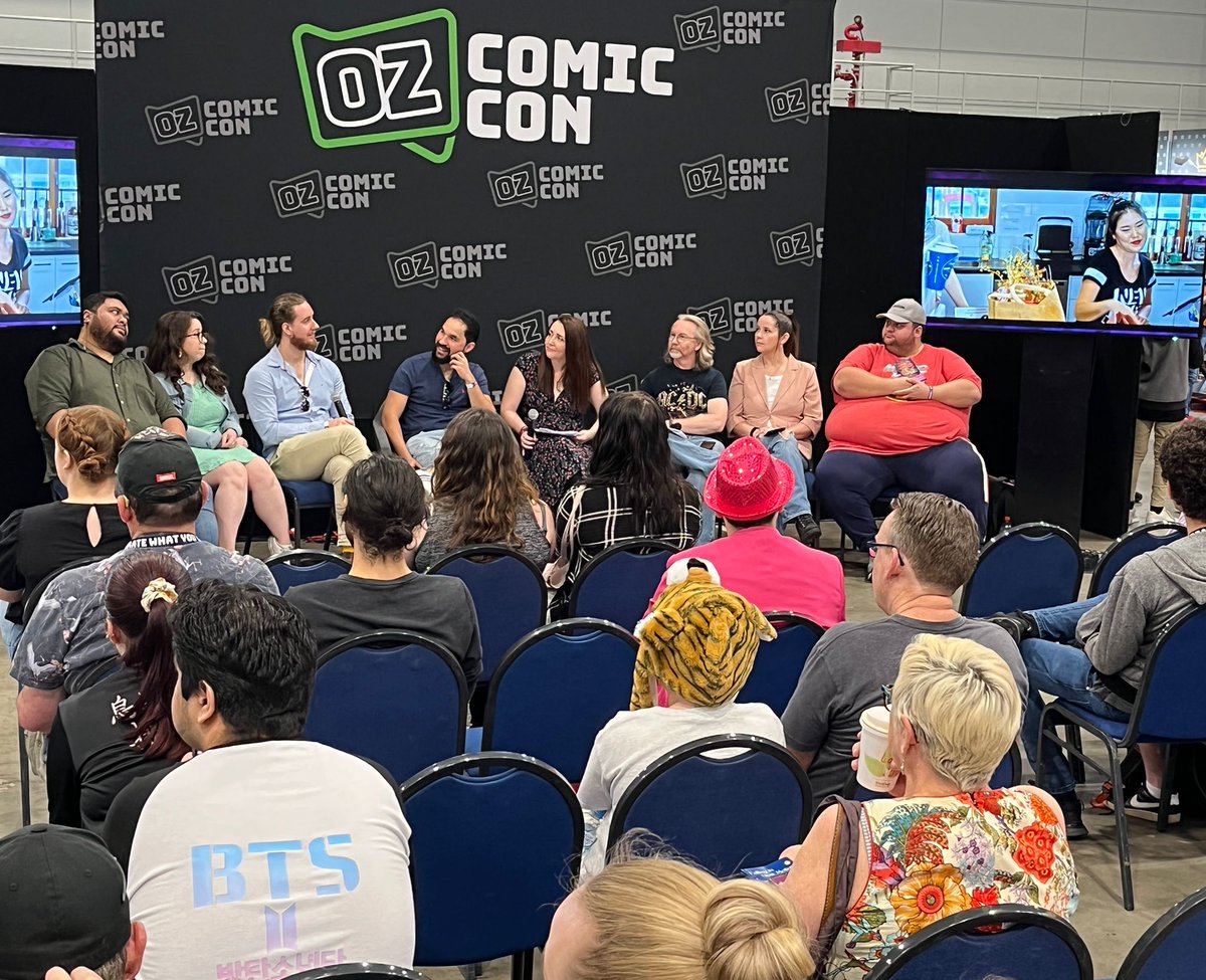 lawrenceola's tweet photo. Getting the gang back together again for a few hours to promote 'Falling in Slow Motion' at Oz Comic Con Brissy. Thanks to the folks who came and supported a local indie project! #indiefilmaking #fallinginslowmotion #ozcomiccon #supportlocalarts https://t.co/3nL19RaWVy