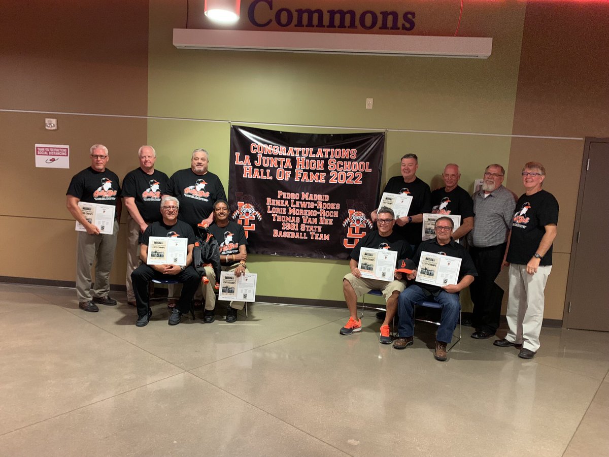 LJMaximo's tweet photo. Great weekend of celebration- La Junta High School honored the 2022 Hall Of Fame Class - the 1981 3A State Champions- They Upset -Green MTN, MULLEN & Kennedy - To Take The BIG School Championship! #SullyBall #COPreps -Baseball in the Valley is different. https://t.co/7rIP54AN4F