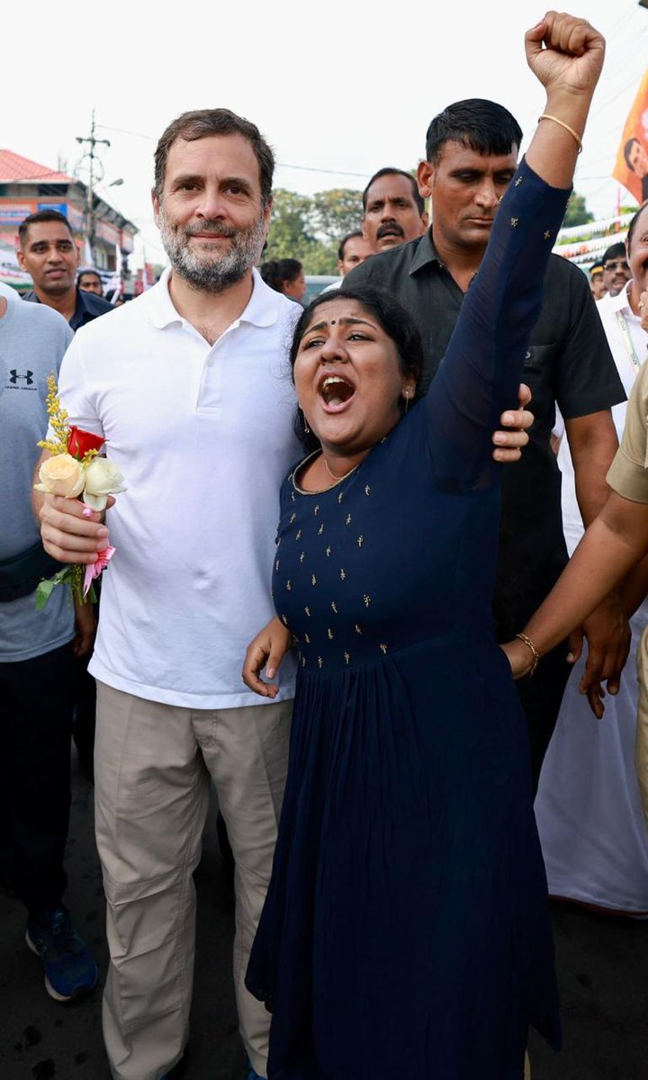 bharatjodo's tweet photo. #BharatJodoYatra

Fuelled by the love and energy of our people. https://t.co/S8UpqiUhFH