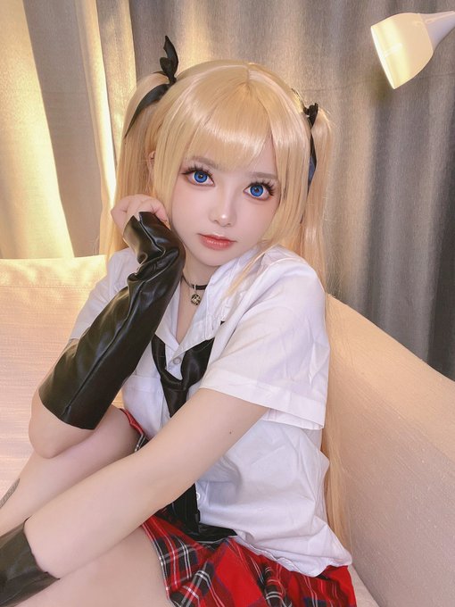 Twitterのコスプレ画像2