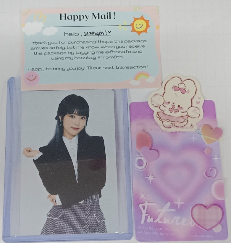 averagehero14's tweet photo. I got it... My first ever IZ*ONE poca.....
thank you so much @buy8th for the fast and smooth transaction... Ang ganda talaga ni Yena <3
hanggang sa susunod na budol... the freebies were pretty cute too.. hehehe
#from8th https://t.co/OXOMzWhwzn
