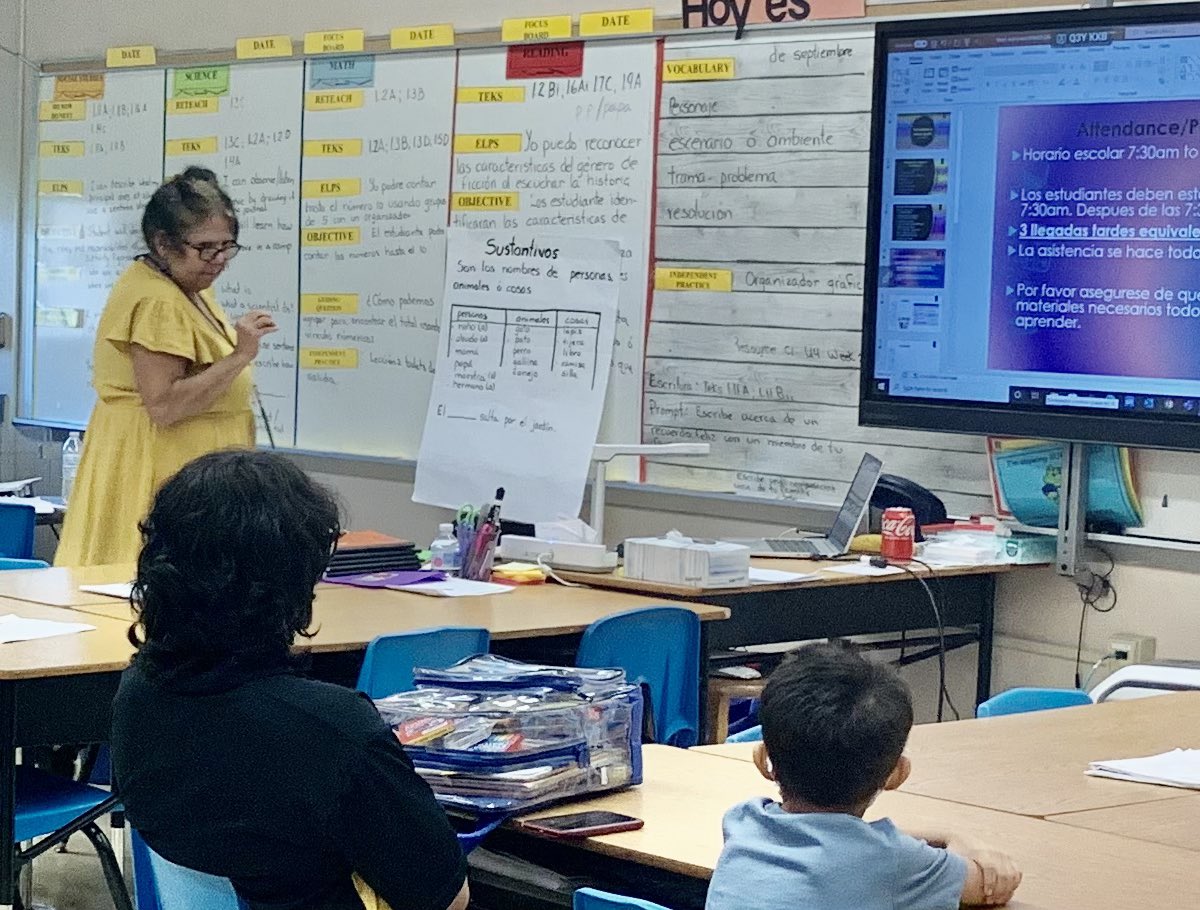 Bonham Open House!
We were excited to welcome our families into our classrooms, share expectations, instructional focus, and student work. We were honored to have our District VI Board of Education Trustee, Dr. Kendall Baker on campus welcoming our families, thank you! #Bonham_es