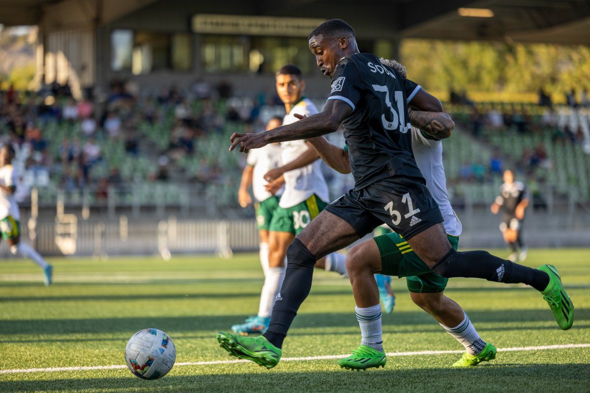 wolter_liz's tweet photo. Unfortunately, the Tacoma Defiance fell to the Portland Timbers 2, 0-2 (9/18/22). Shot for Prost Amerika and Circling Seattle Sports with writing by @Chamaker23. @ProstSoccer @MLS @TACdefiance @SoundersFC @TimbersFC2 @SoundersAcademy
#DefiantlyTacoma #TACvPOR #T2FC https://t.co/4i6rHYn7KP