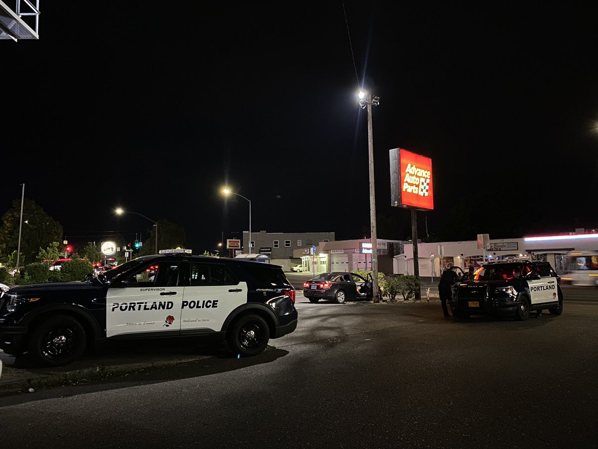 JoelleJonesTV's tweet photo. Portland Police are still searching for 7-year-old Yamilet Martinez after they say someone stole a 2011 black Honda Civic (with no plates) while the girl was still inside. Anyone with information is asked to call 9-1-1 https://t.co/q2I4tNLYRr