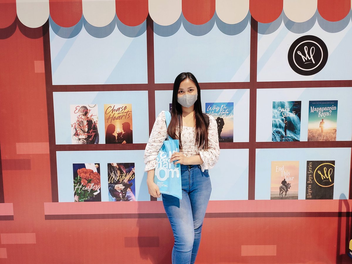 RobilynBabila's tweet photo. Azucarera de altagracia series 🥰
Sana makumpleto ko lahat ng art prints
#MIBF2022 #Jonaxx #Jsl #ADAseries https://t.co/si1GuLd10j