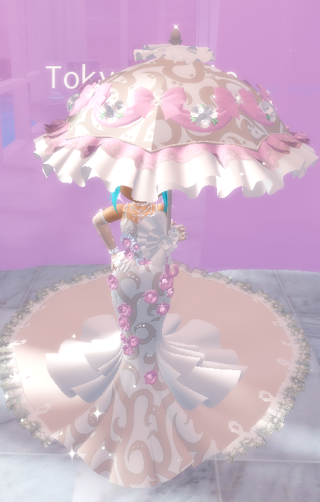 DolliePlays's tweet photo. So... it looks like I finally completed it! It Took a lot of work saving up but I did it and I am happy I did. I really wanted to donate everything I had. It just goes to show... when you are determined you can make it happen and nothing is impossible! #royalehigh https://t.co/itA8rxGzFy