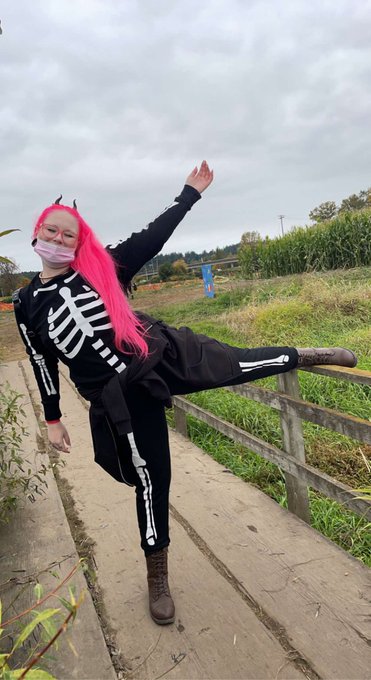 Let&rsquo;s go on a Date, it&rsquo;s Corn Maze &amp; Pumpkin Patch Season🎃🌽 https://t.co/3KSWbx3kUD