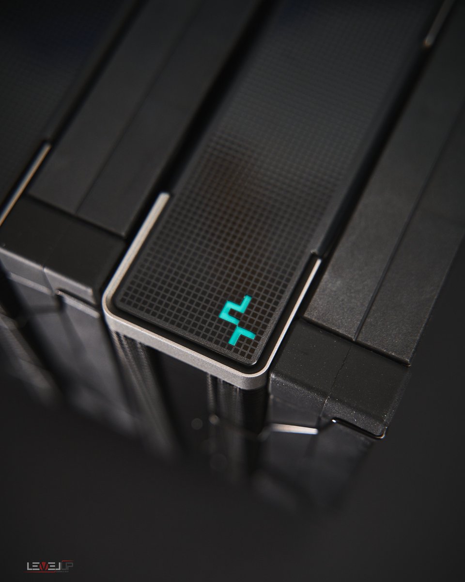 DeepCoolNA's tweet photo. Black Beauty. AK620 ZERO DARK Edition.
LGA1700/AM4/AM5 Ready.
https://t.co/wRYdToSC1S
Special thanks to @levelup_GT πΈ
#deepcool #levelupgamingtech #ak620ZeroDark #fyp #aircooled #cpucooler #am4 #am5 #lga1700 #intel #amd #gamerpc #pcmr https://t.co/Hr9620VEal