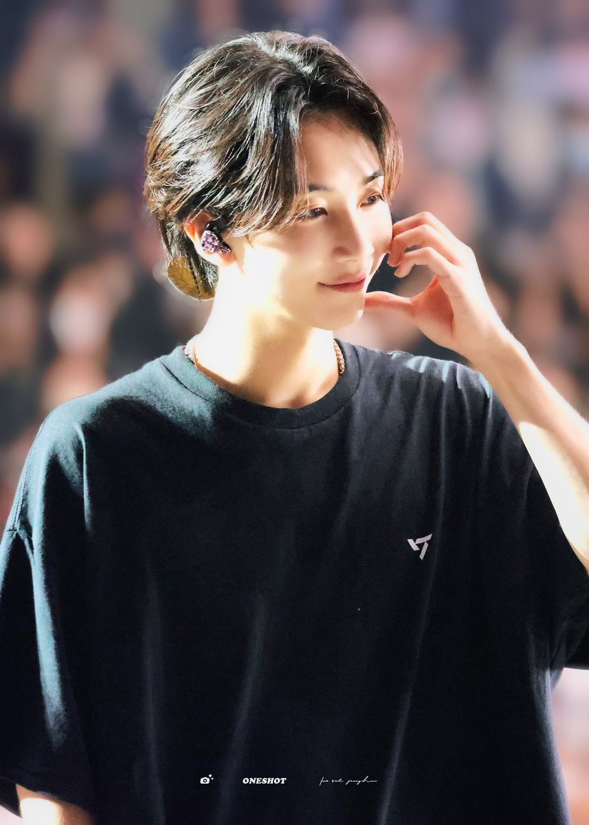 JEONGHAN BIRTHDAY GIVEAWAY! 👼💙

Rules: 
- mbf
- rt &amp; like this tweet to spread
- reply “HAPPY JEONGHAN DAY” + your fave jeonghan pic/vid

Winners will be picked thru twitter picker

Ends on Oct 4, 2022, 11:59 PM

Hanihae everyone 🫶 Good luck!