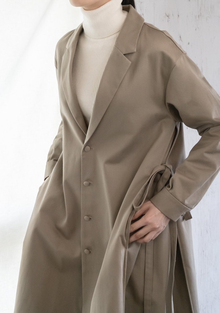 KFdesign_32's tweet photo. 本日9/19はSUBLIMATIOのTerra Coat DressとBLACK TASSEL DRESSの在庫販売開始日です。
20:00はSUBLIMATIOオンラインストア集合で!
#SUBLIMATIO https://t.co/JVHD1dJtAv