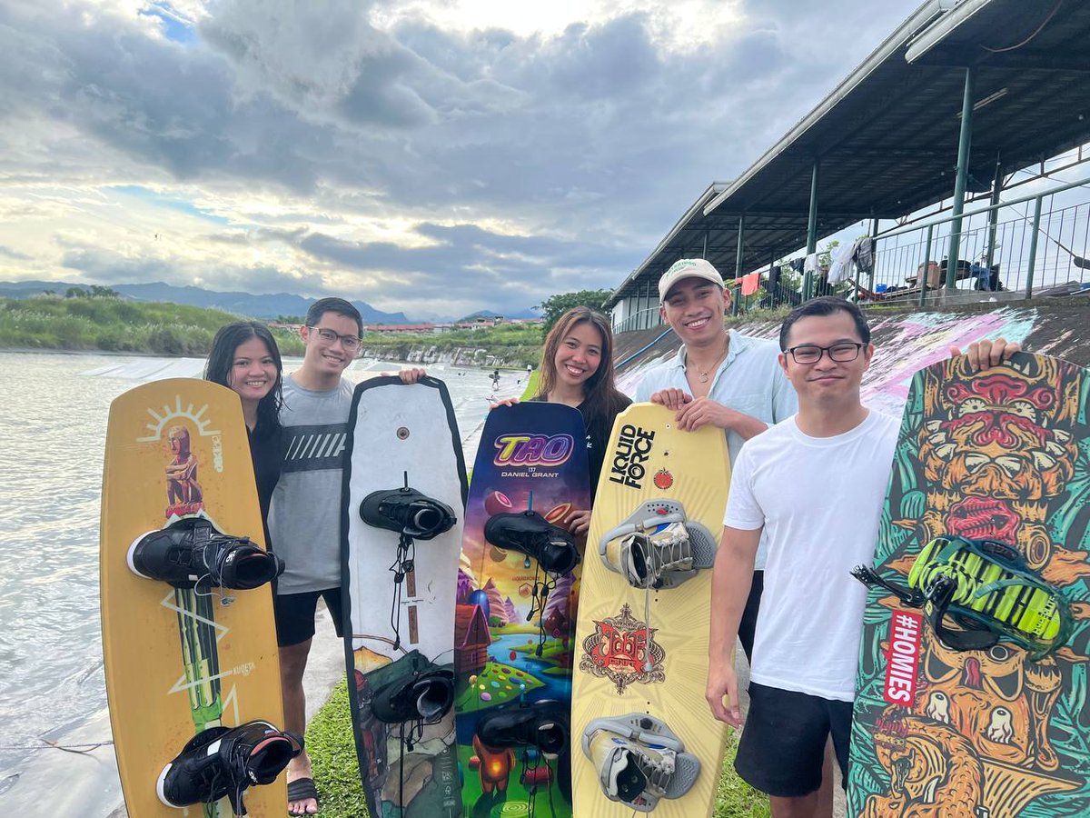 LimpinDarryl's tweet photo. Weekend ride 🤙 https://t.co/6Dxc8Rz6Yb
