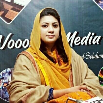 ambreen's tweet photo. #NewProfilePic https://t.co/mw8oUULBWc