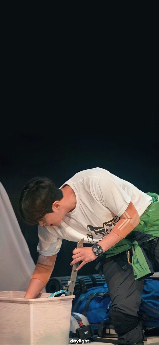 daylight_Seonho tweet picture