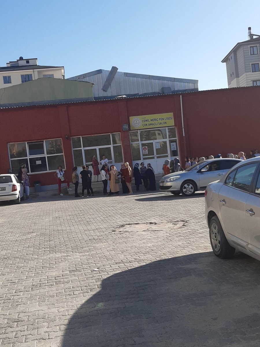 8.00 de başlayan seminer için hala konferans salonunun açılmasını bekliyoruz. <a href="/tcmeb/">Millî Eğitim Bakanlığı</a> <a href="/elazigmem/">Elаzığ İl Мillî Eğitim Müdürlüğü</a>