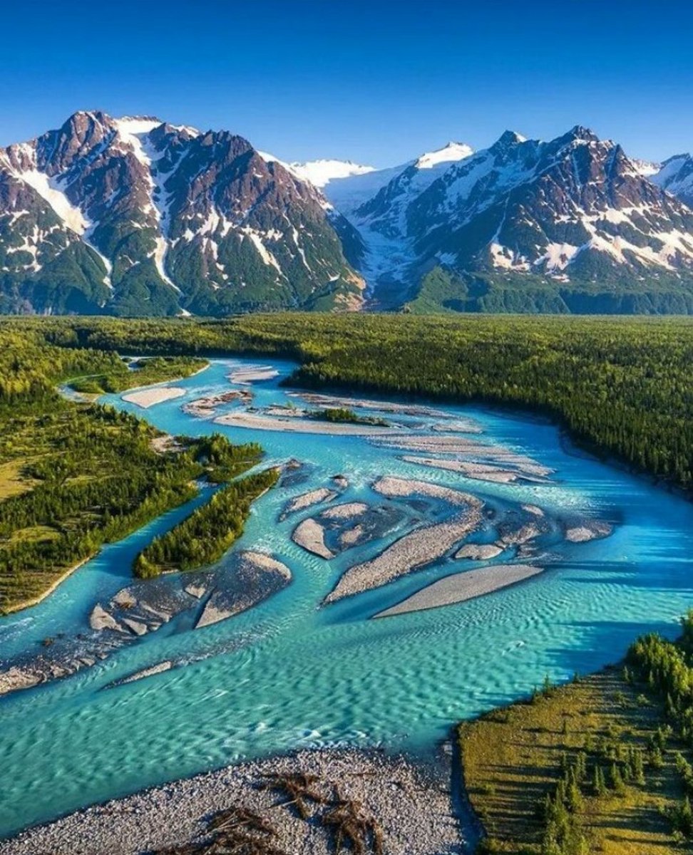 Rojbaş,
Günaydin Sabah lı xer,
Takıp edenler Güzel  Mutlu Ve Belasız Kazasız Bir Gün Dilerim,
Bayani Baş,,, 
💙🌷💙🌷💙🌷💙💥💥