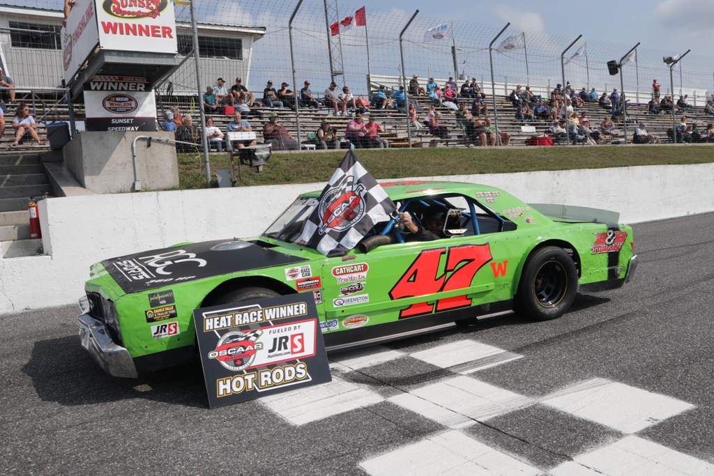 OSCAARRacing's tweet photo. Congratulations to Tom Walters, John Gaunt, Dwayne Baker(x2), Bill Zardo Sr., and Paul Senior on winning the JRS Auctions #FallVelocity qualifying heats at @Sunset_Speedway for the @QwickWick Fire Starter #OSCAAR Hot Rods.
Unfortunately, the feature was rained out on Sunday. https://t.co/cr4ggkbVK5