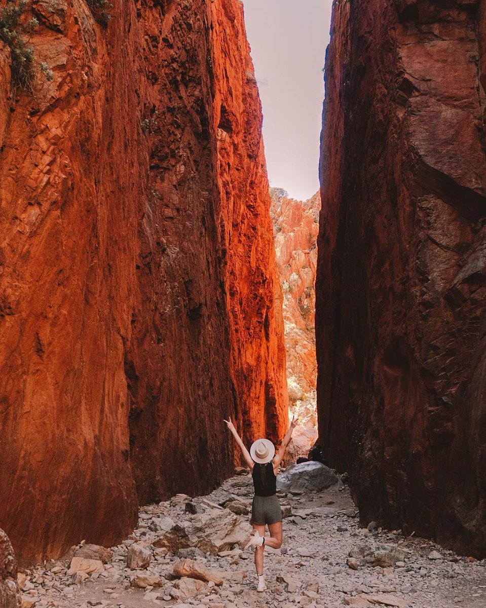 Standley Chasm is a gorgeous stop in the West MacDonnell Ranges only 40 minutes west of Alice Springs. Come and experience 80m cliff faces that meet at a 3m wide gap. Join a walking tour of the chasm or learn from them in an art class and grab a bite to eat from the cafe.