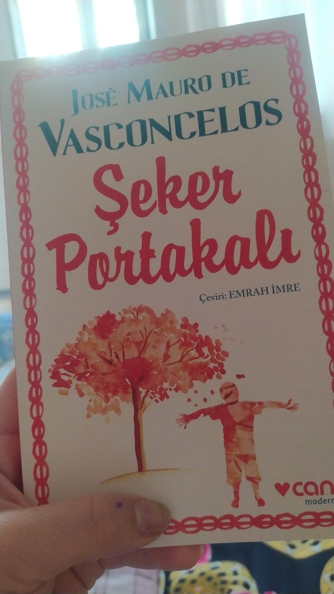 @kitaplardiyork O kadar güzel bir kitap pamuk zezeem☺️