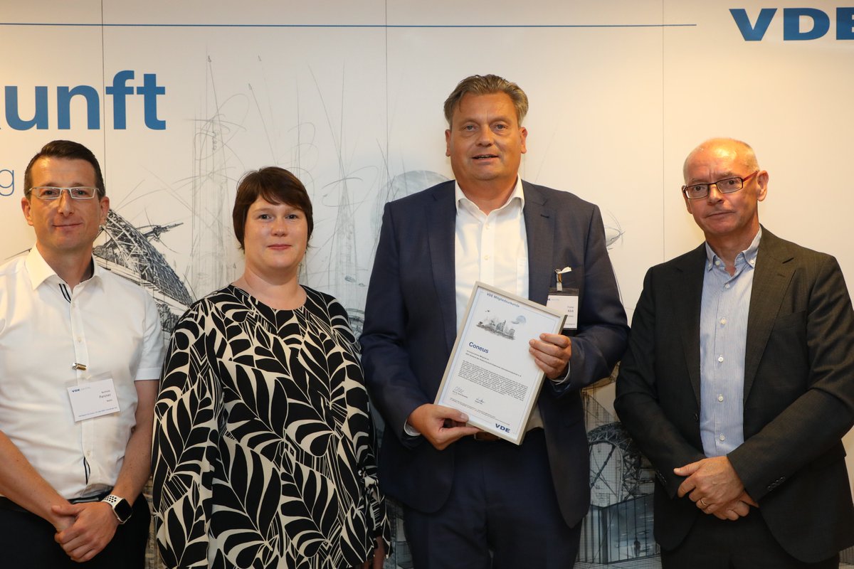 Auf Einladung des VDE-Bayern nahmen wir an einer exklusiven Bootstour auf dem Starnberger See teil. CONEUS konnten wir bei diesem Event bestens präsentieren und erfuhren hohes Interesse. Besonders freuten wir uns über die Aufnahme in das Netzwerk als Mitglied.#vdebayern #coneus