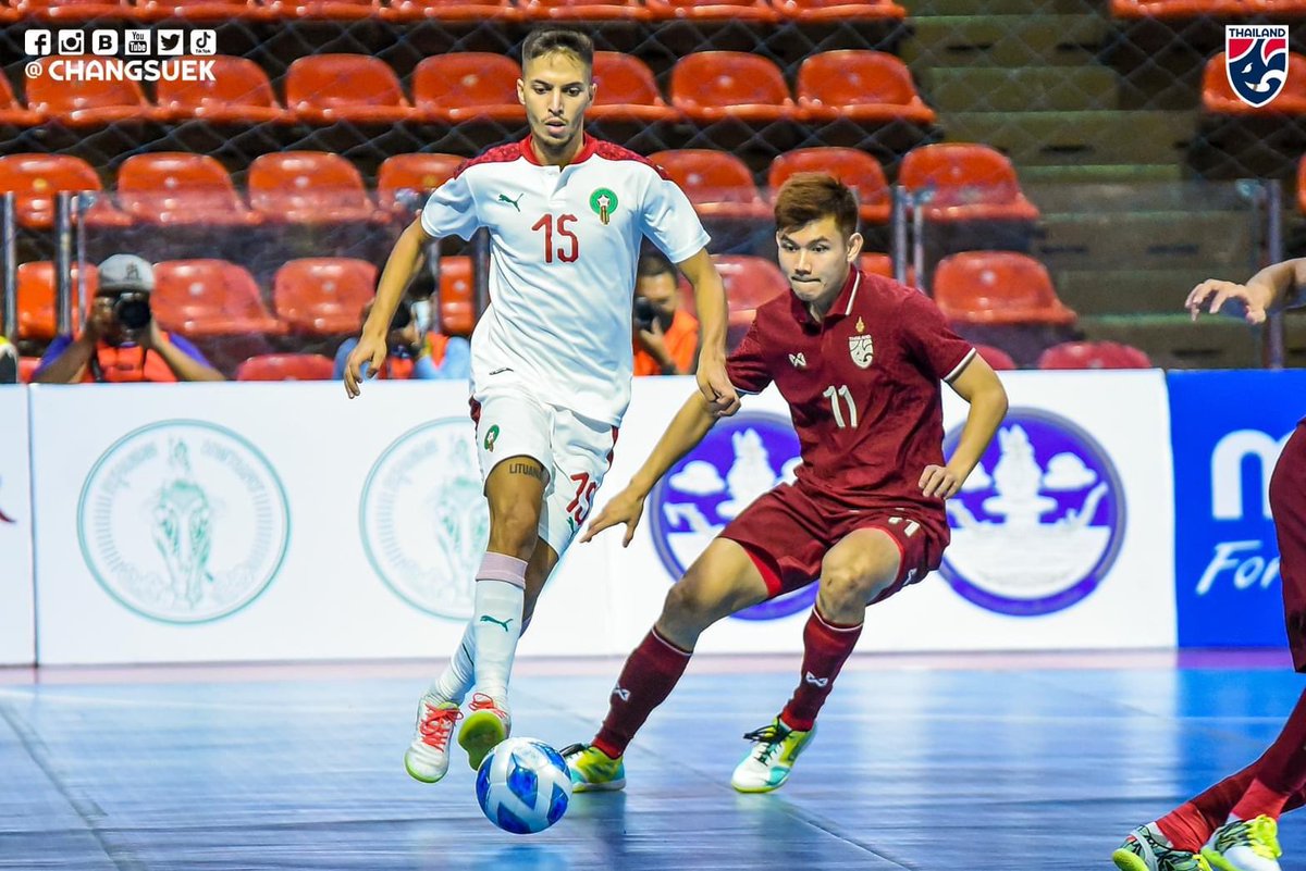 Changsuek_TH's tweet photo. #FutsalUpdate ช้างศึกโต๊ะเล็ก เกือบน็อค โมร็อกโก ก่อนเจ๊า 2-2
อ่านเพิ่มเติม : https://t.co/048gxSu6xB
#ช้างศึก #บอลไทย #ฟุตซอล #ฟุตซอลไทย #Thailand #FutsalThailand #ฟุตซอลทีมชาติไทย #ContinentalFutsalChampionship2022 https://t.co/wrxMn5NzFp